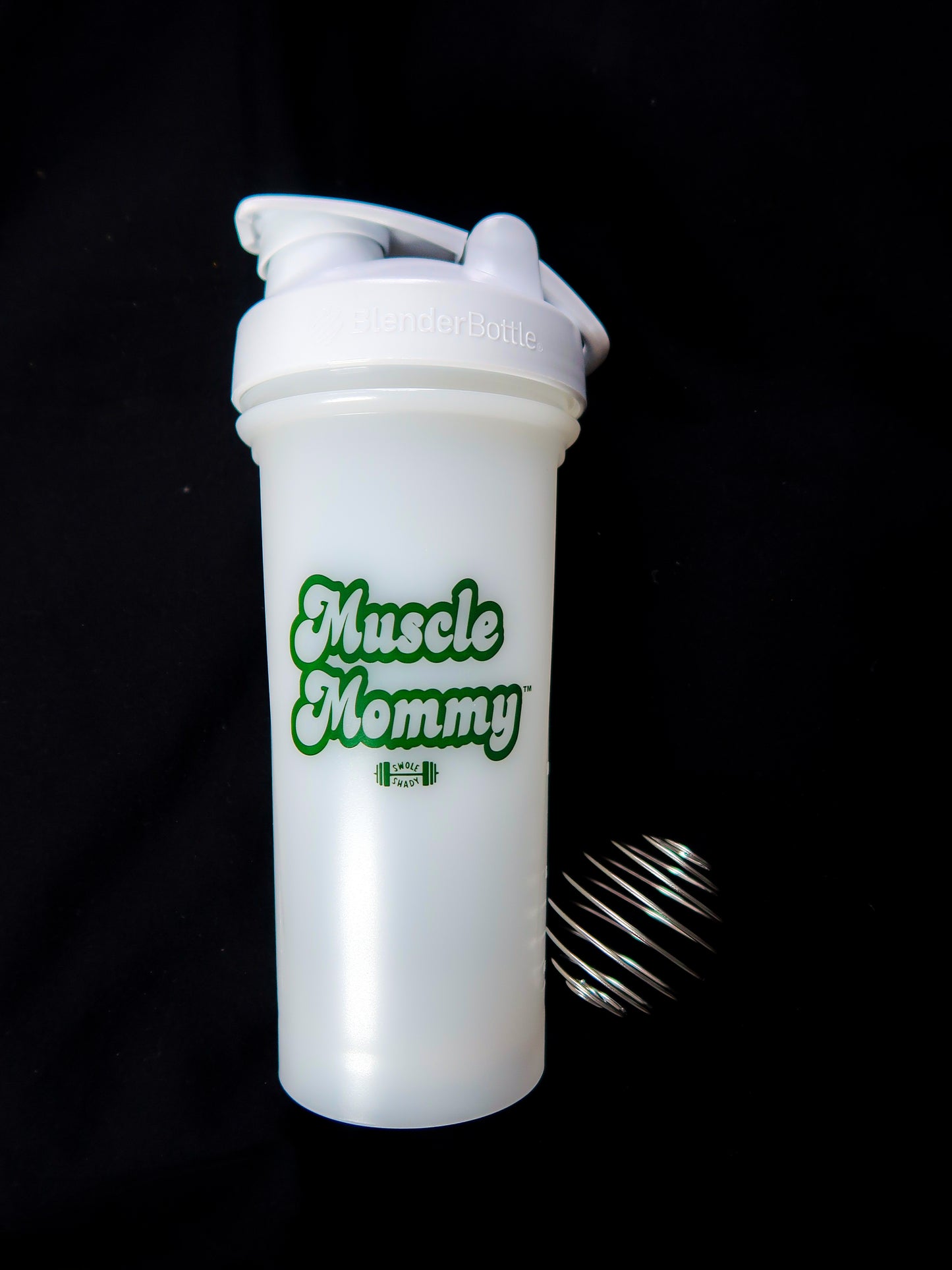 Green Muscle Mommy ™ Blender Bottle  ®